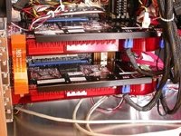   Quad CrossFire (Radeon HD 3870 X2)  GeForce 8800 Ultra  3-Way NVIDIA SLI