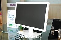 BenQ  24"   V2400 Eco