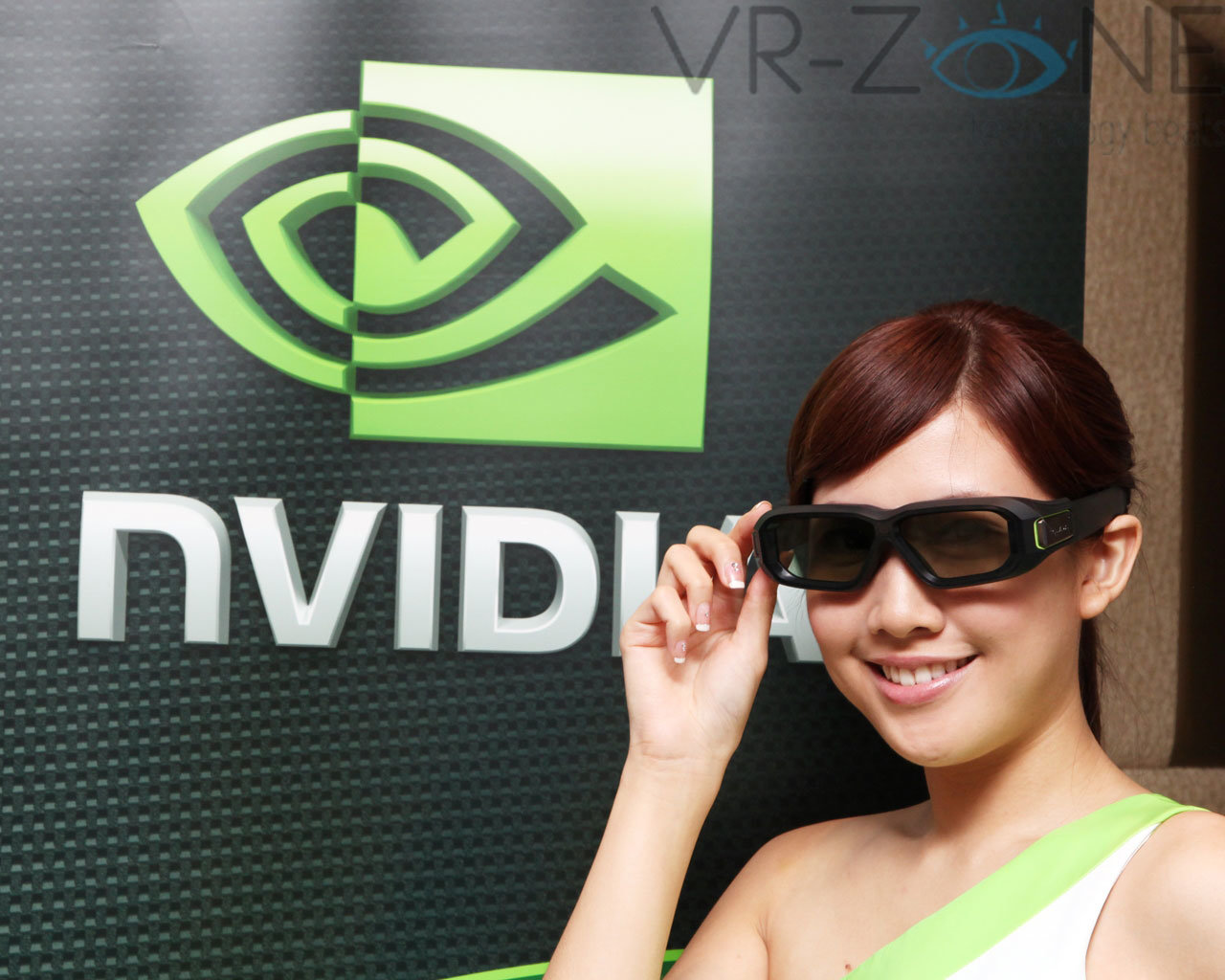 NVIDIA представила стереоочки GeForce 3D Vision второго поколения