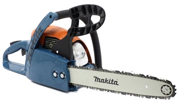 Chainsaw_Makita