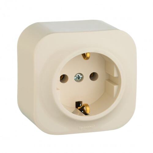 Розетка силовая Legrand Quteo 782241
