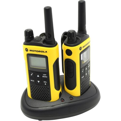 2 радиостанции (2 рации) Motorola TLKR T80 Extreme Walkie Talkie Consumer Radio