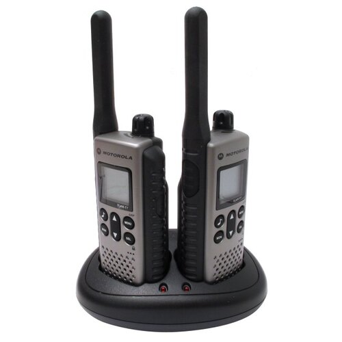 2 радиостанции (2 рации) Motorola TLKR-T7
