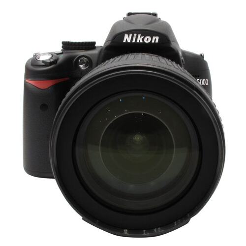 Зеркальная фотокамера (фотоаппарат) Nikon D5000 18-105 VR KIT